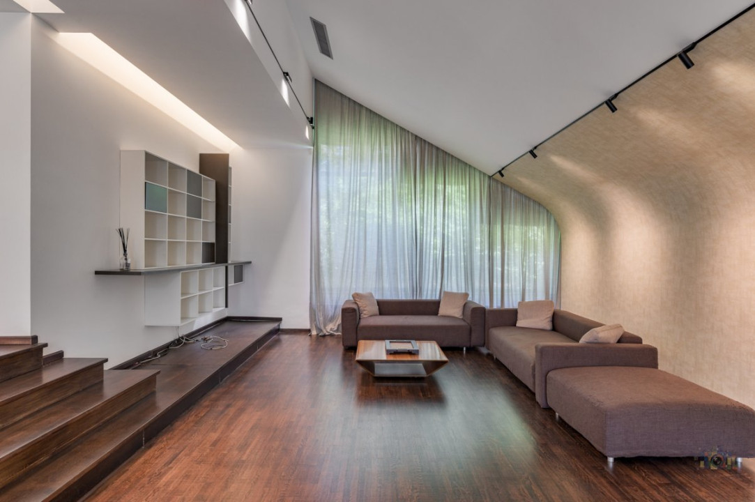 IANCU NICOLAE - COMPLEX TRAIAN, VILA 400 MP TOTAL, LOT 750 MP!