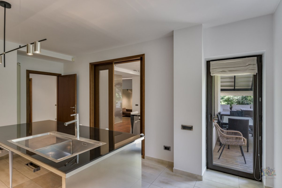IANCU NICOLAE - COMPLEX TRAIAN, VILA 400 MP TOTAL, LOT 750 MP!