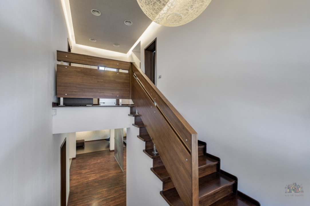 IANCU NICOLAE - COMPLEX TRAIAN, VILA 400 MP TOTAL, LOT 750 MP!