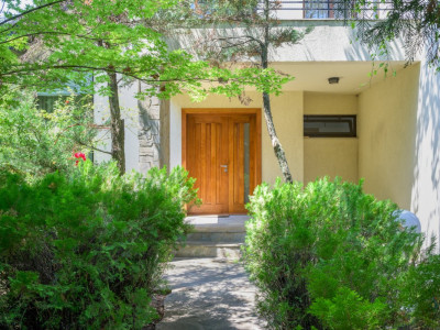 IANCU NICOLAE - COMPLEX TRAIAN, VILA 400 MP TOTAL, LOT 750 MP!