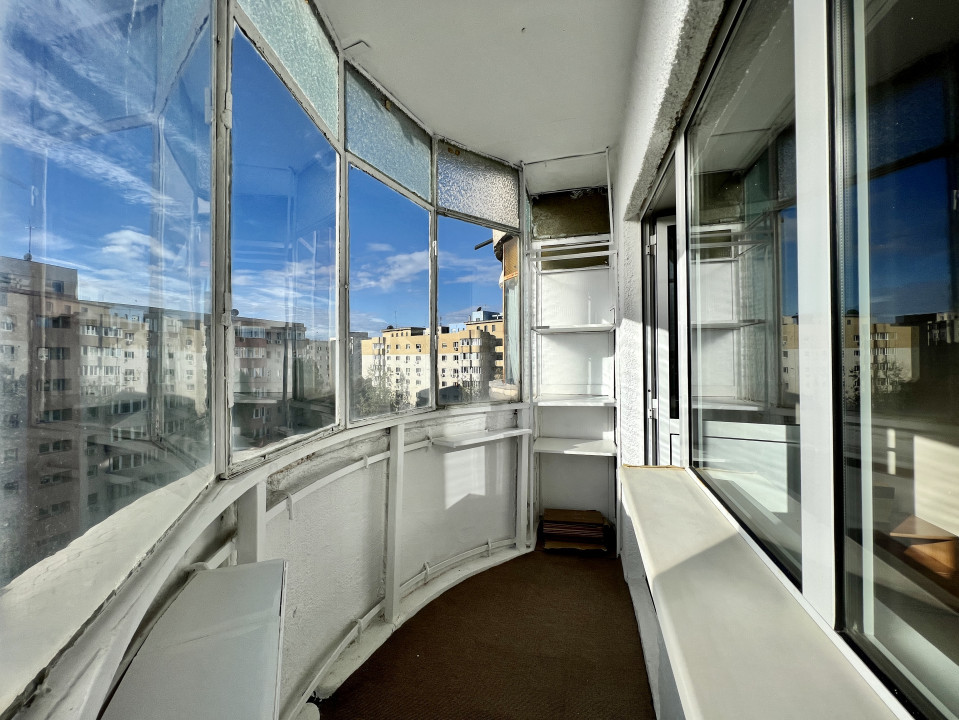 Garsoniera decomandata, 42 mp, balcon | zona Nerva Traian