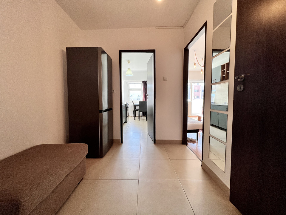 Garsoniera decomandata, 42 mp, balcon | zona Nerva Traian