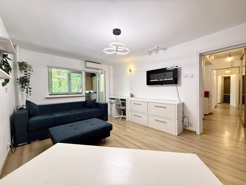 Apartament 3 camere decomandat, 72 mp, PARCARE, la intrarea in parc Tineretului!