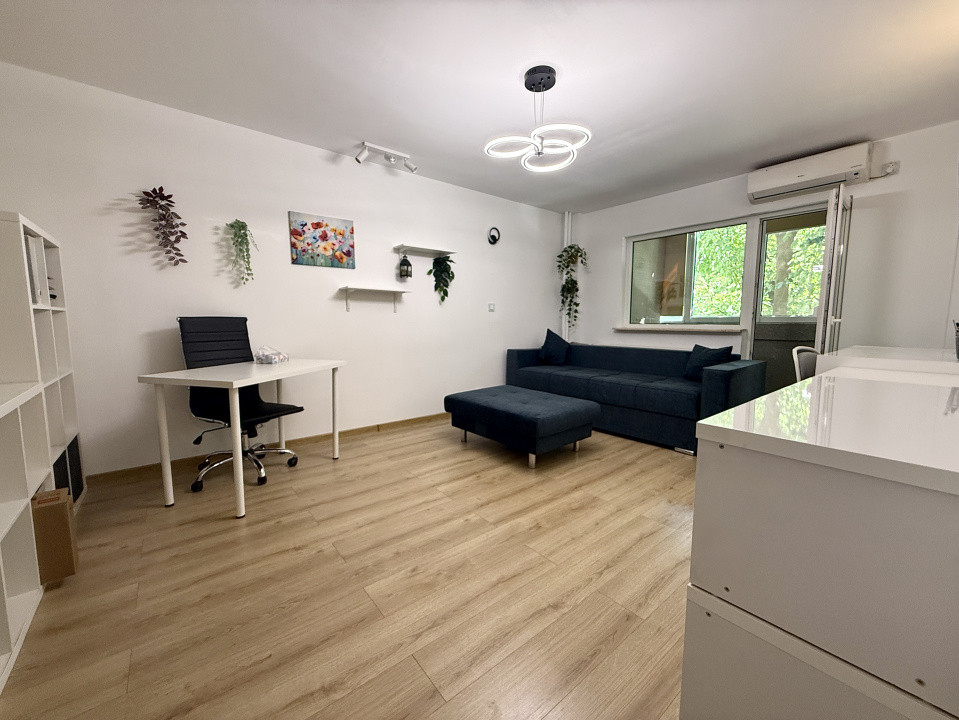 Apartament 3 camere decomandat, 72 mp, PARCARE, la intrarea in parc Tineretului!