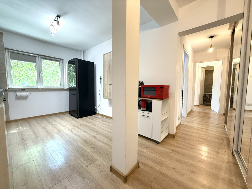 Apartament 3 camere decomandat, 72 mp, PARCARE, la intrarea in parc Tineretului!