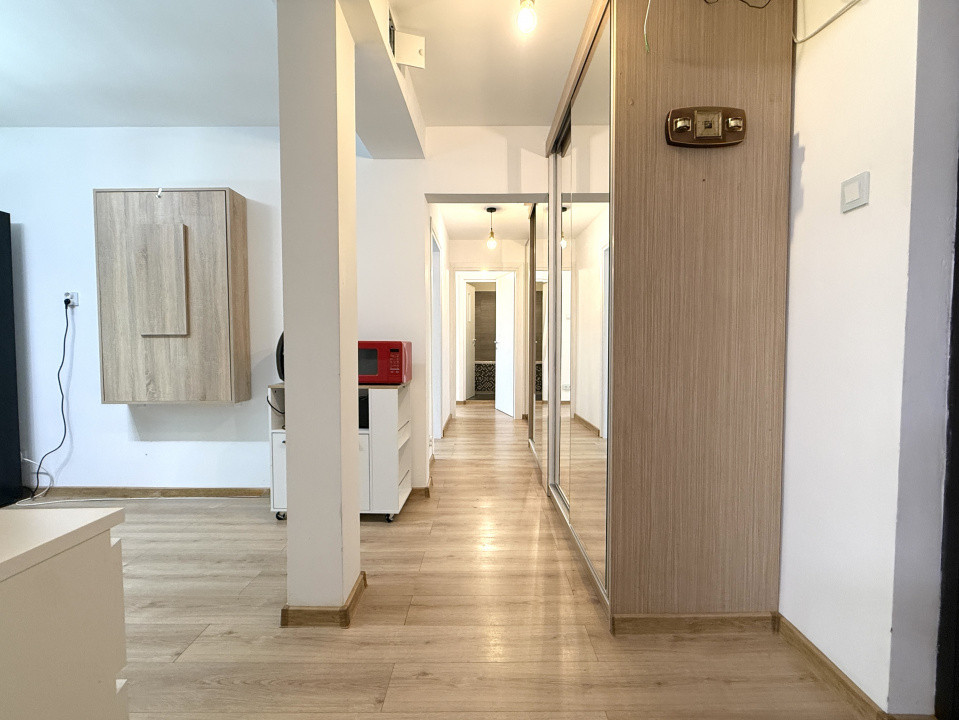 Apartament 3 camere decomandat, 72 mp, PARCARE, la intrarea in parc Tineretului!