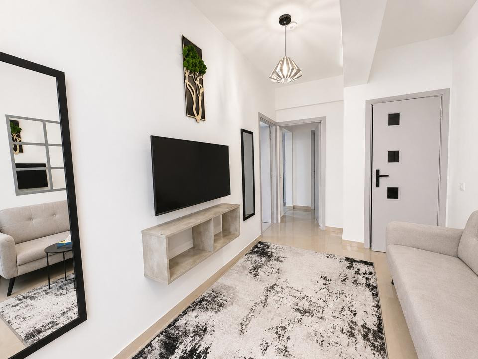 TUR VIRTUAL! 3 camere | CURTE 54mp | 2 LOCURI DE PARCARE | Mobilat & Utilat
