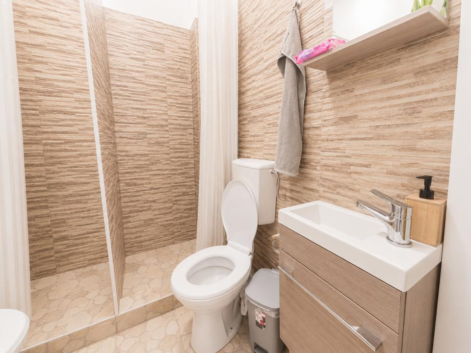 TUR VIRTUAL! 3 camere LA CHEIE | 3 dormitoare | CURTE 54mp | 2 LOCURI DE PARCARE