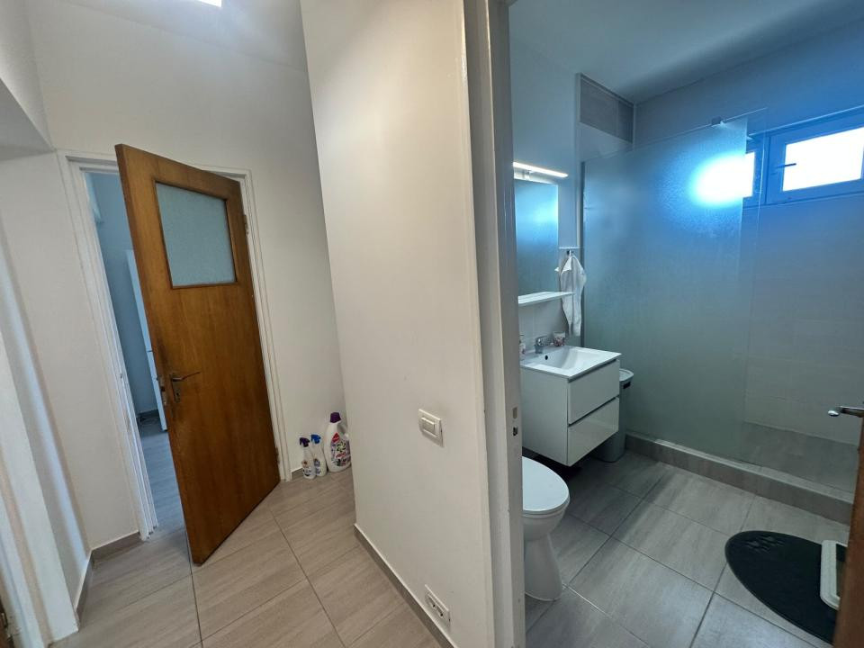 2 camere - 65 mp | Tavane înalte 2,80 m | Centrală | Boxă | Ferdinand