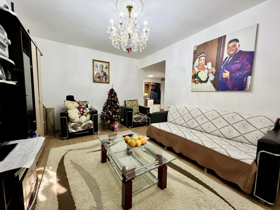 0% | Apartament 3 camere, 75 mpu, Centrala, 2 boxe | Camera de comert