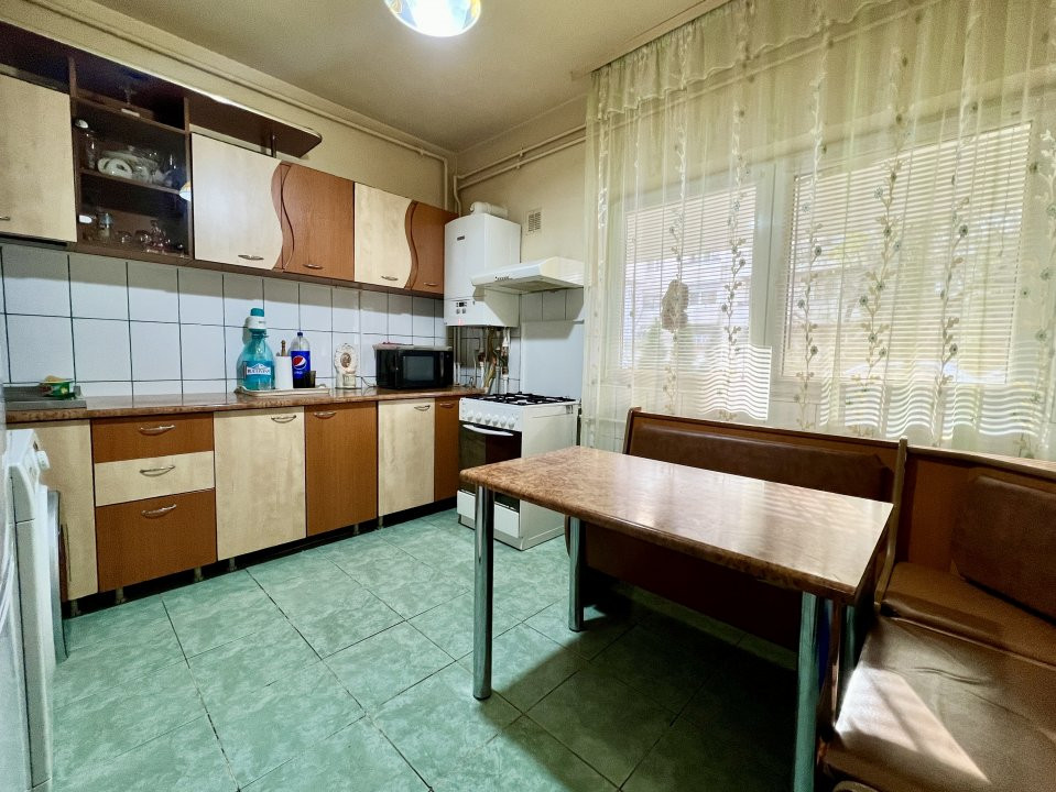 0% | Apartament 3 camere, 75 mpu, Centrala, 2 boxe | Camera de comert