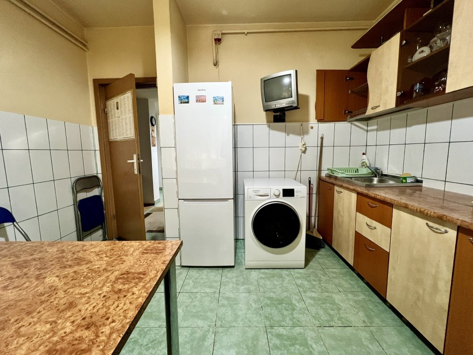 0% | Apartament 3 camere, 75 mpu, Centrala, 2 boxe | Camera de comert