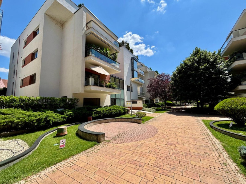 Apartament 4 camere cu gradina proprie - Loc de parcare inclus 