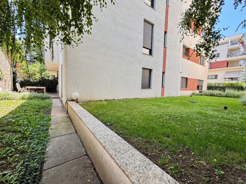 Apartament 4 camere cu gradina proprie - Loc de parcare inclus 