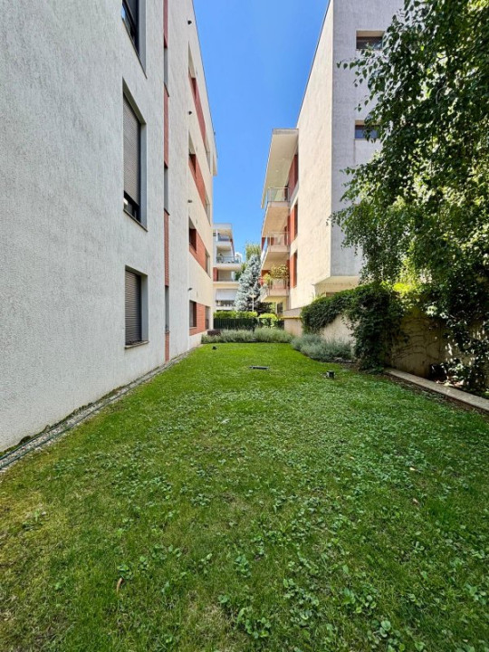 Apartament 4 camere cu gradina proprie - Loc de parcare inclus 