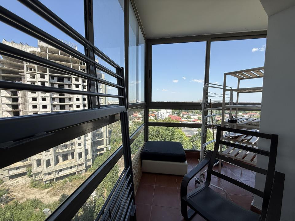 Apartament 3 camere 70 mp, cu centrala proprie, parcare** & priveliște!