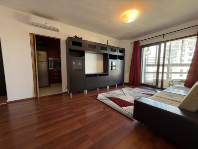 Apartament 3 camere 70 mp, cu centrala proprie, parcare** & priveliște!
