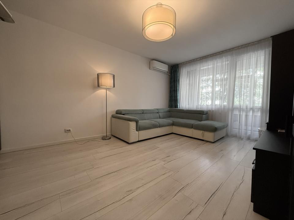 Apartament 2 camere decomandat, 53 mp, chiar la metroul Dristor!