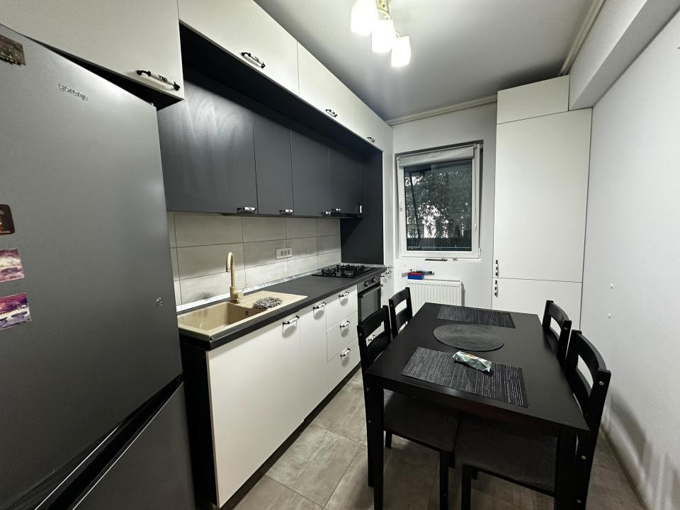 2 camere | Decomandat | Curte 60 mp | La Cheie | Dobroesti - Marului