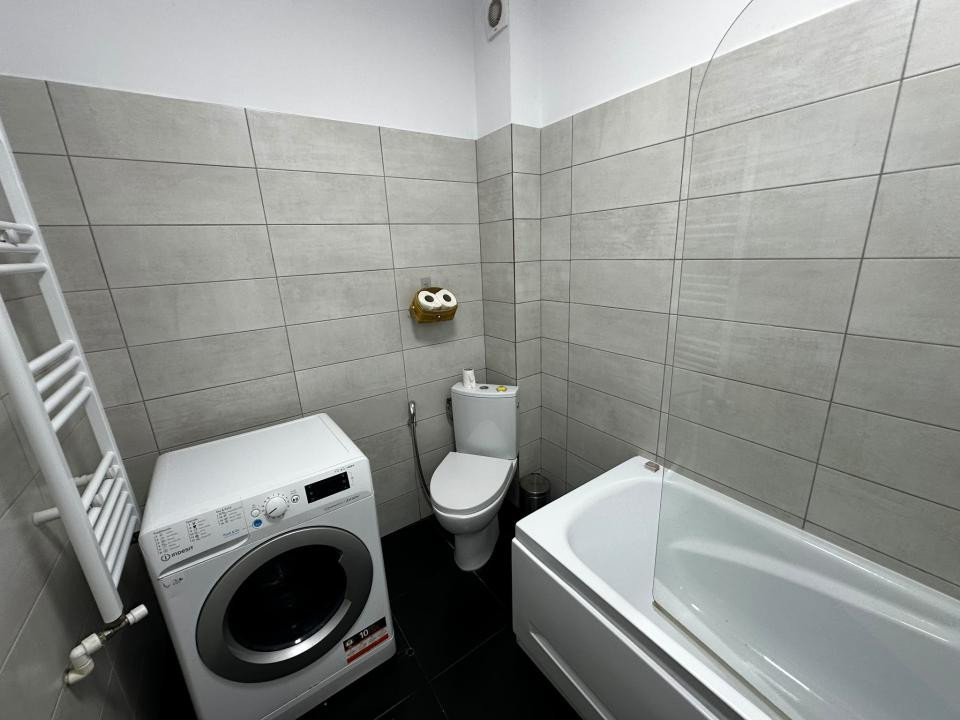 2 camere | Decomandat | Curte 60 mp | La Cheie | Dobroesti - Marului