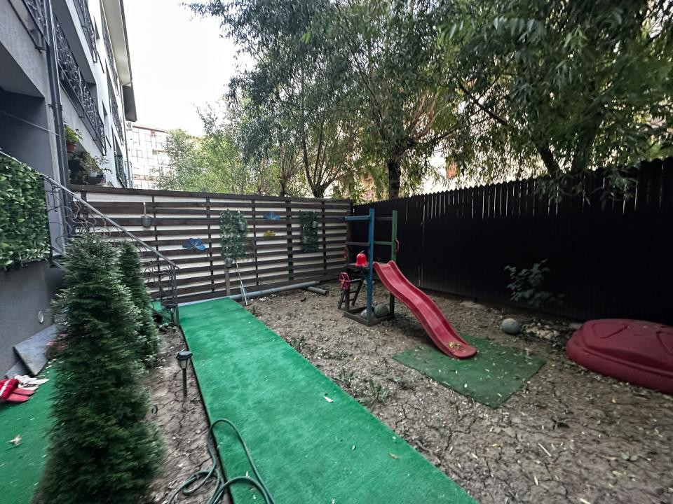 2 camere | Decomandat | Curte 60 mp | La Cheie | Dobroesti - Marului