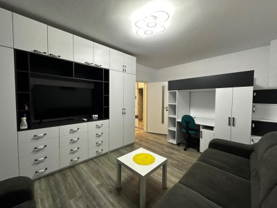2 camere | Decomandat | Curte 60 mp | La Cheie | Dobroesti - Marului