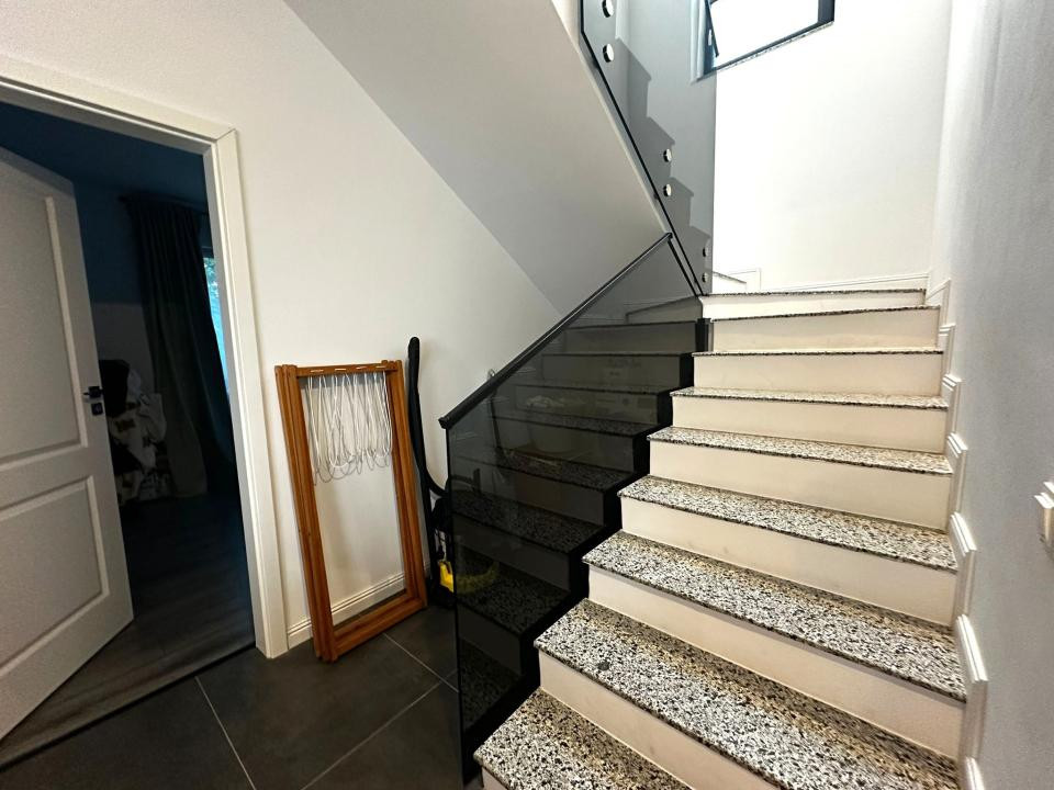 Casa P+1 | 5 camere | 3 băi | Incalzire in Pardoseala  | Mobilata | Dobroești