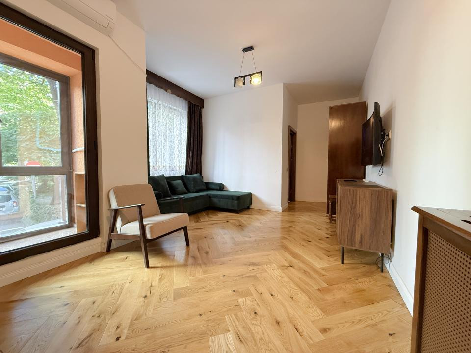 Garsonieră cu centrală termică și balcon | str. Veronica Micle