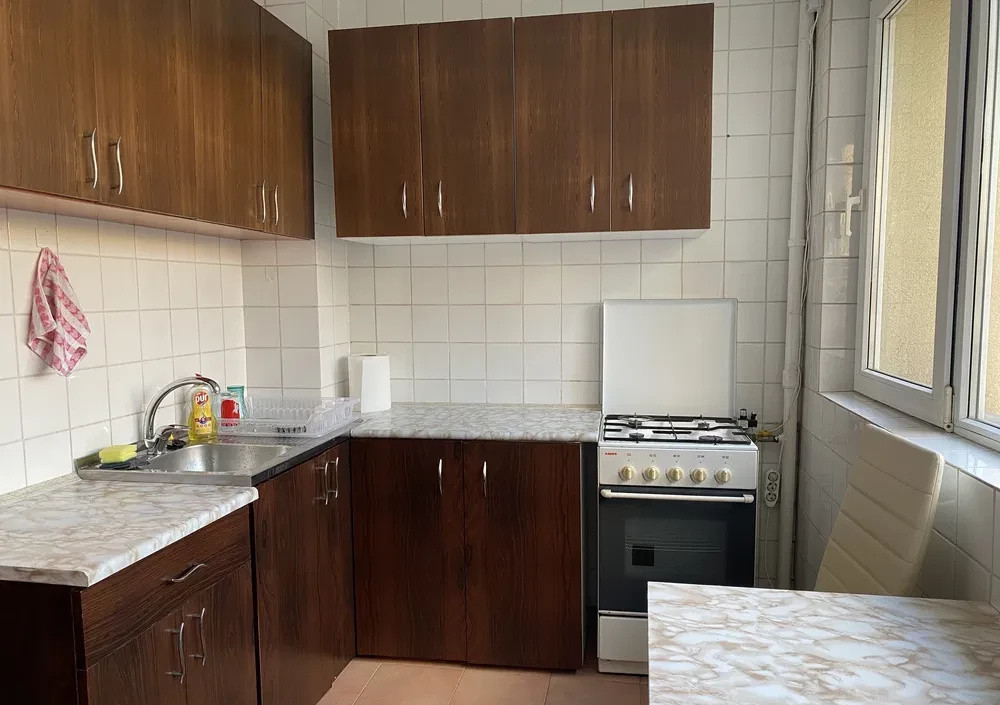 Apartament 2 camere 54 mp, semidecomandat, lângă METROU Piața Iancului