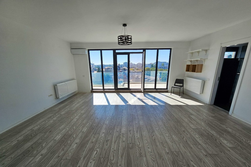 Apartament gol, 3 camere + terasa 55mp | zona Iancului - Matei Voievod