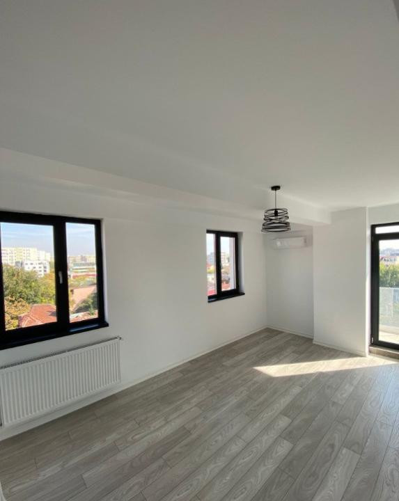 Apartament gol, 3 camere + terasa 55mp | zona Iancului - Matei Voievod