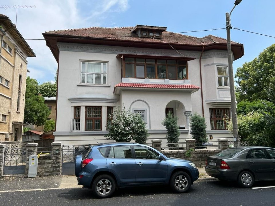 0%| Apartament 2 camere in vila, 62 mp plus garaj & 2 boxe | Cotroceni