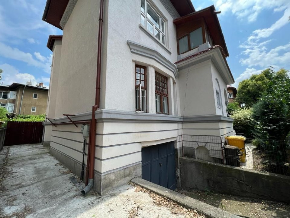 0%| Apartament 2 camere in vila, 62 mp plus garaj & 2 boxe | Cotroceni