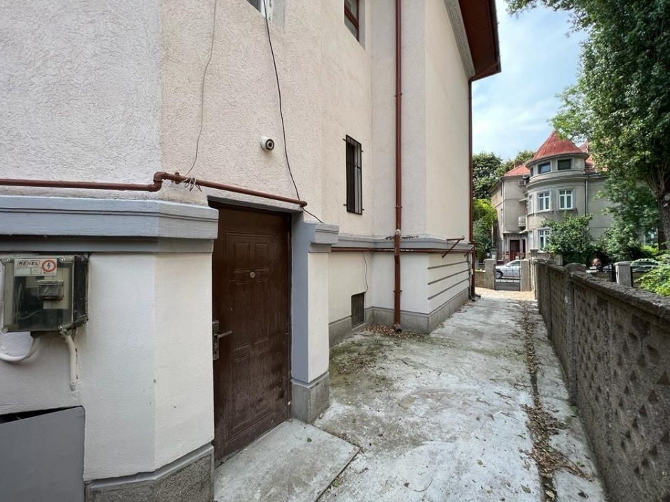 0%| Apartament 2 camere in vila, 62 mp plus garaj & 2 boxe | Cotroceni