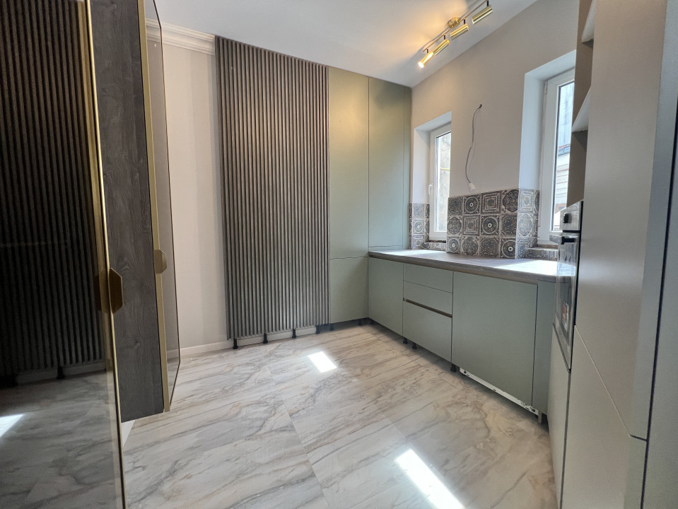 Birou/Cabinet ultracentral, 2 incaperi, 50 mp, balcon | str. Rosetti